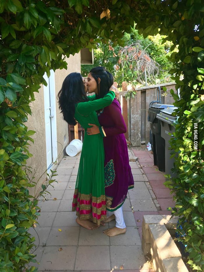 There Are Lesbians In Pakistan Too 9gag