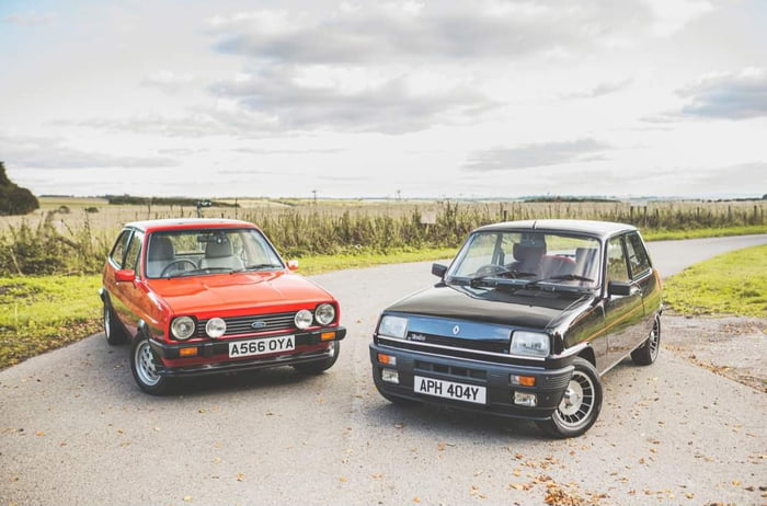 Ford Fiesta XR2 And Renault 5 Gordini Turbo 9GAG