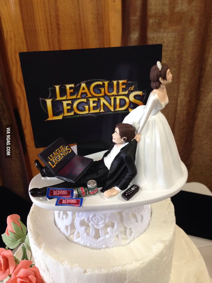 The Wedding Topper of Brothers Cake