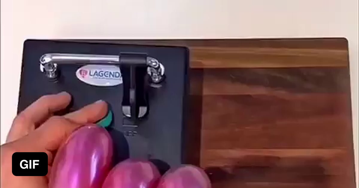 Oddly satisfying balloons - 9GAG