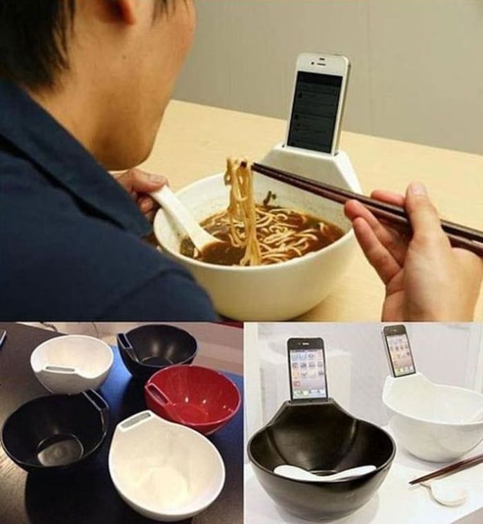 Телефон во время еды