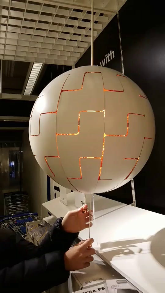 Expanding light in Ikea 9GAG