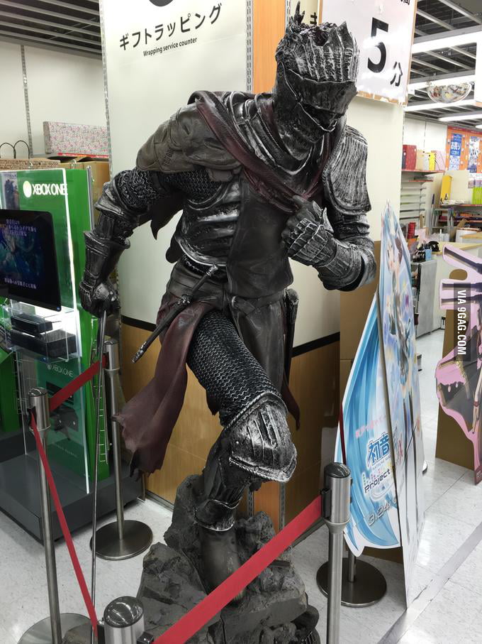 dark souls statue gamestop