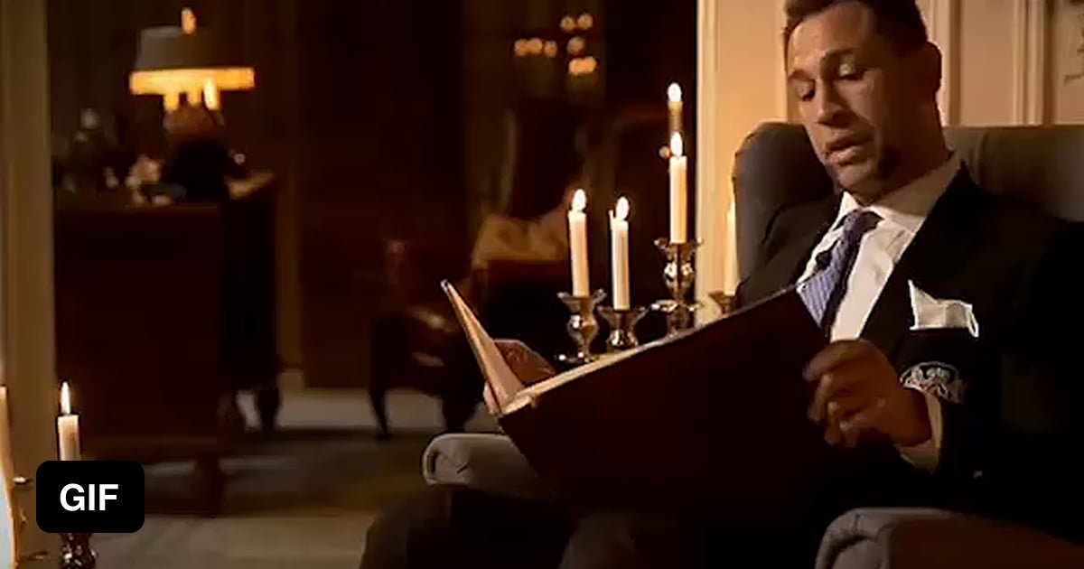 Reading through the script of Pitch Perfect 3 - 9GAG