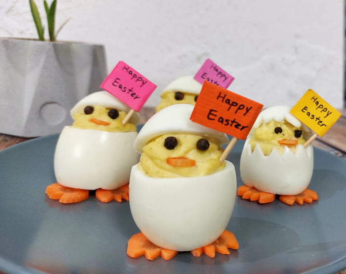 Decorative easter eggs - 9GAG