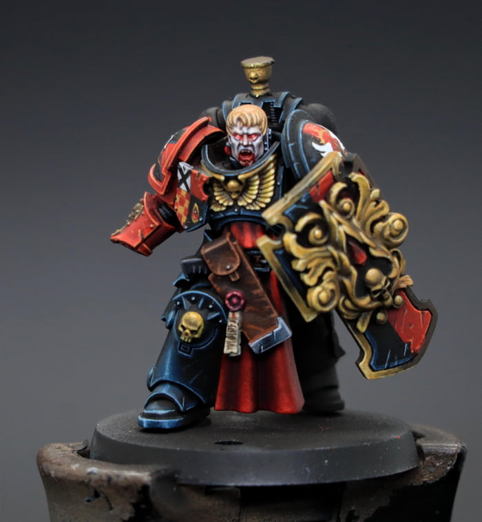WIP Death Company Bladeguard Veteran for a custom Blood Angels successor chapter fully taken by