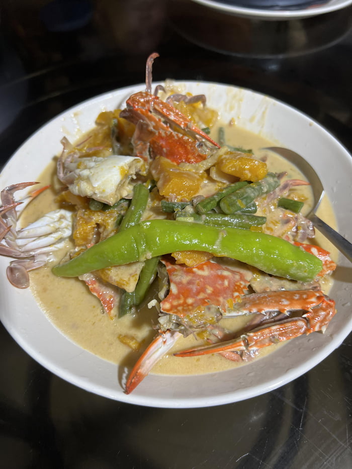 Pumpkin/string beans with coconut milk and crabs - 9GAG