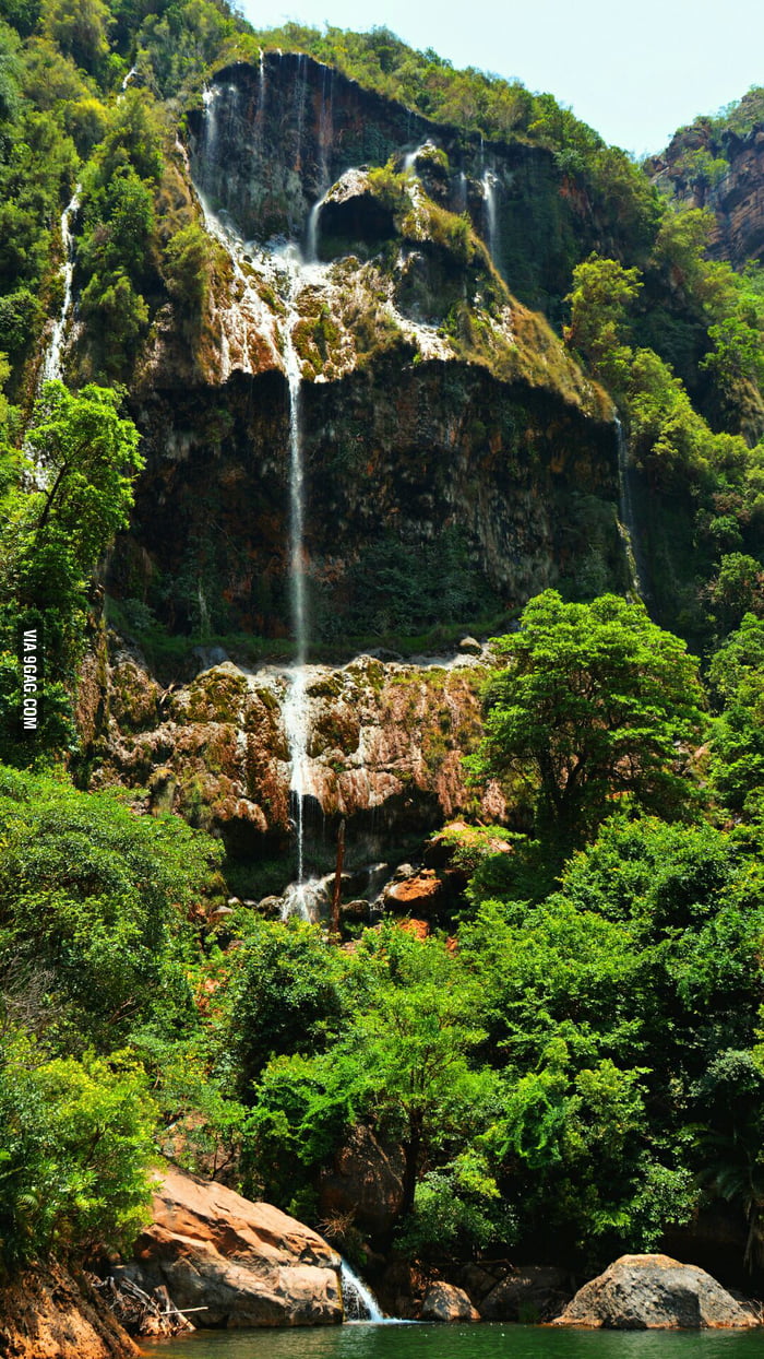 South Africa Holiday This place looks like the King Kong movie set. 9GAG