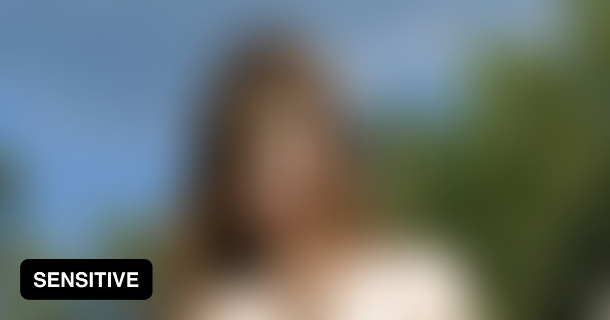 Julia Morozzi - 9GAG