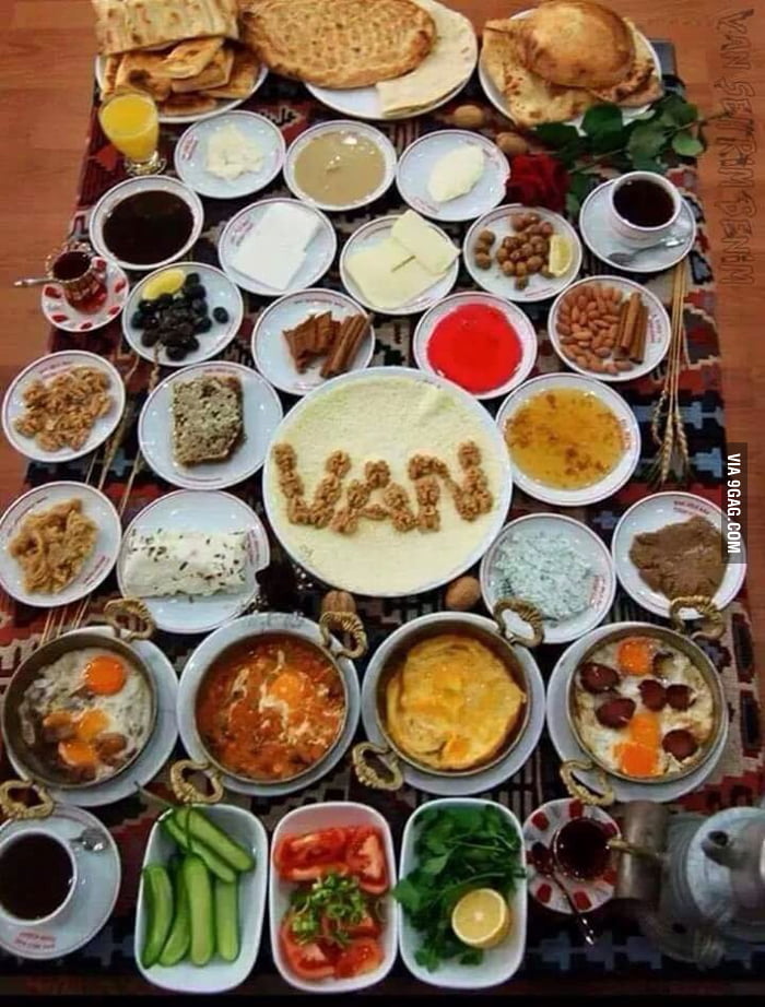 You can not resist this very Turkish breakfast - 9GAG