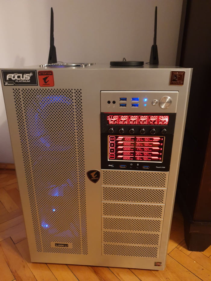 Build specs ryzen 3900, 32gb ddr4 3000mhz cl 15, gtx 1070,2x hdd 2tb