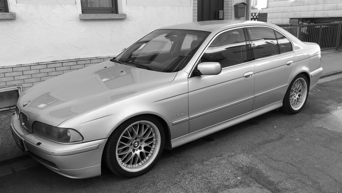 E39 530i - 9GAG