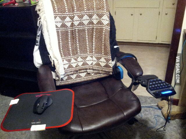 Customized chair for gaming - 9GAG