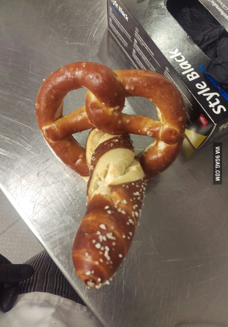 Pretzel - Pretzel porn - 9GAG