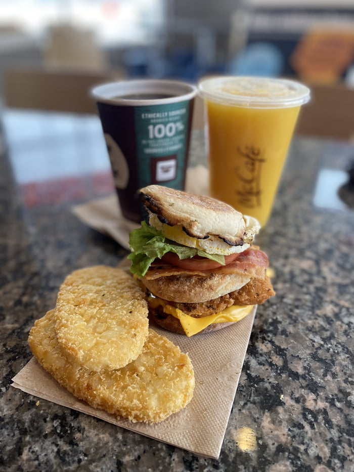 Chicken McMuffin+BLT McMuffin=Breakfast Sandwich Club 9GAG