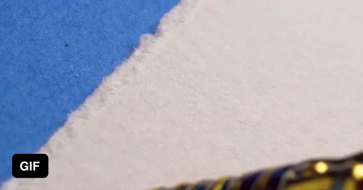 Ink changes color as it dries 9GAG