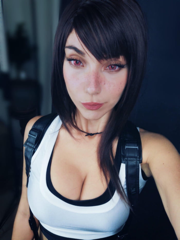 SoryuGeggy Cosplay as Tifa final fantasy VII - 9GAG