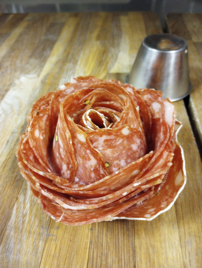 My First Attempt At A Salami Rose 9GAG   A4o3241 700b 