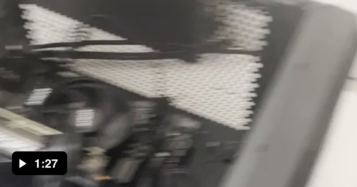 All fans running except graphics card fans, no signal to monitor 9GAG