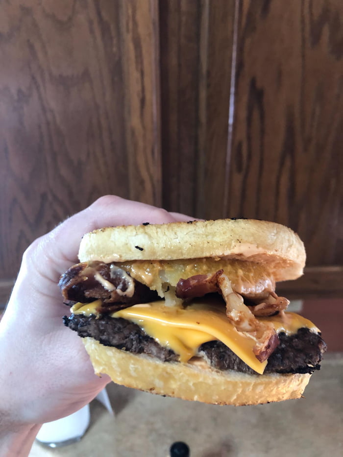 Sourdough bacon cheeseburger with onion rings - 9GAG