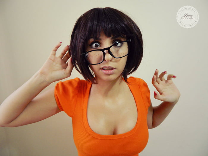 Luna Gabriella As Velma 9GAG