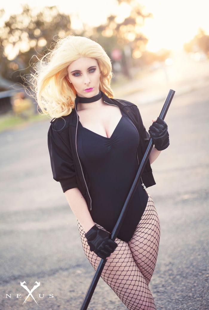 Black Canary Blondiee 9GAG