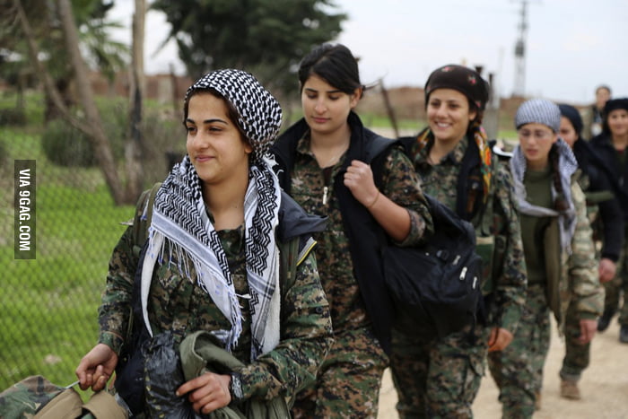 Kurdish Women Fight On Front Lines Of Battle Against ISIS In Syria - 9GAG