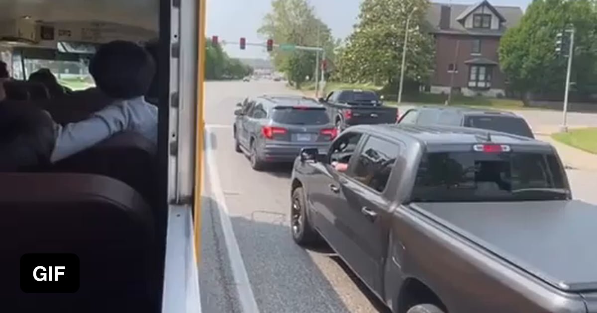 Kids Throw Trash Into Passing Cars 9GAG