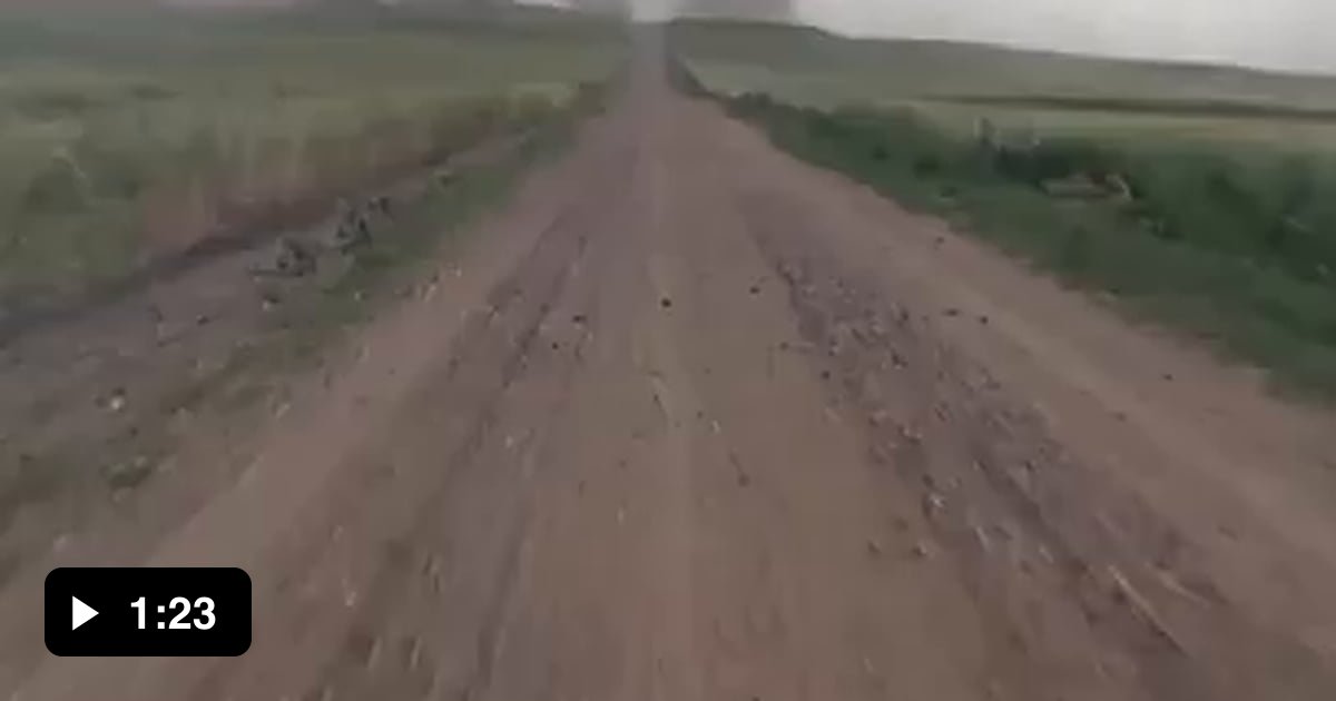 Storm chaser witnessed birth of a massive Tornado with a very close ...