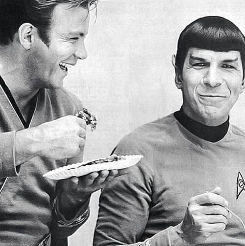 William Shatner And Leonard Nimoy Having A Meal And A Laugh C. 1967 - 9GAG