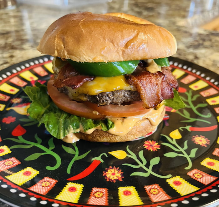Jalapeño bacon cheeseburger 9GAG