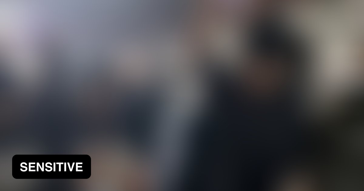 Idiot leaving car meet 9GAG