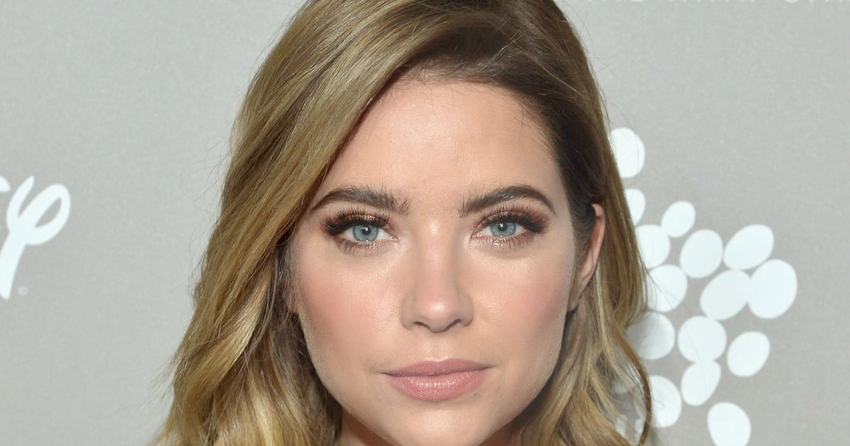 Ashley Benson - 9GAG