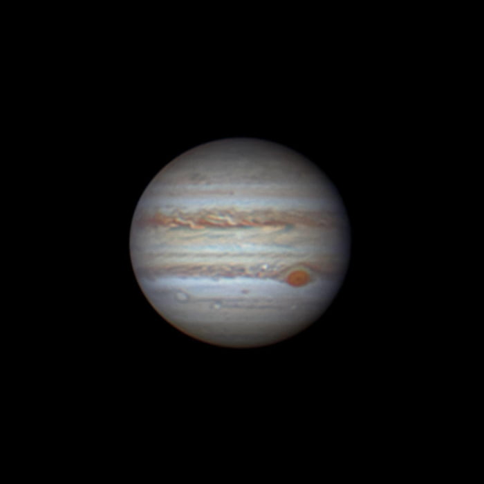 Jupiter through an amateur telescope 9GAG