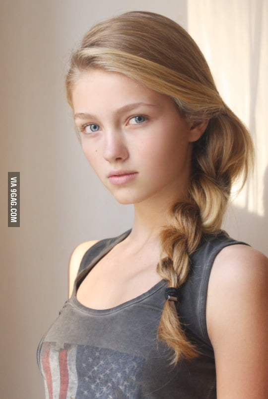 Pretty Blond With Clear Eyes   9GAG