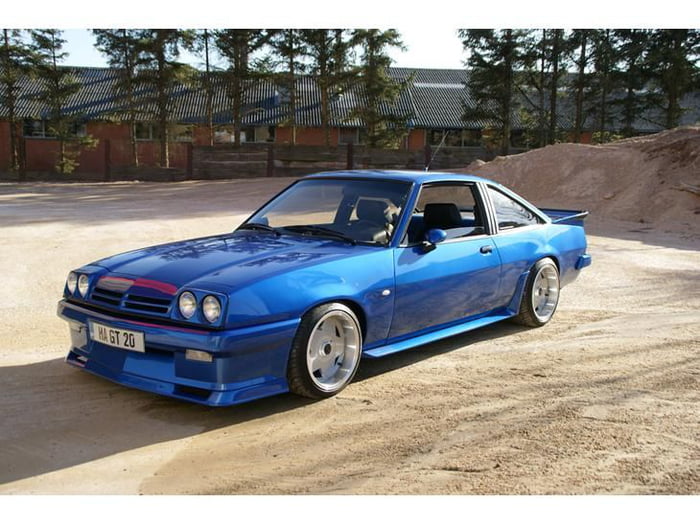 Opel Manta B - 9GAG