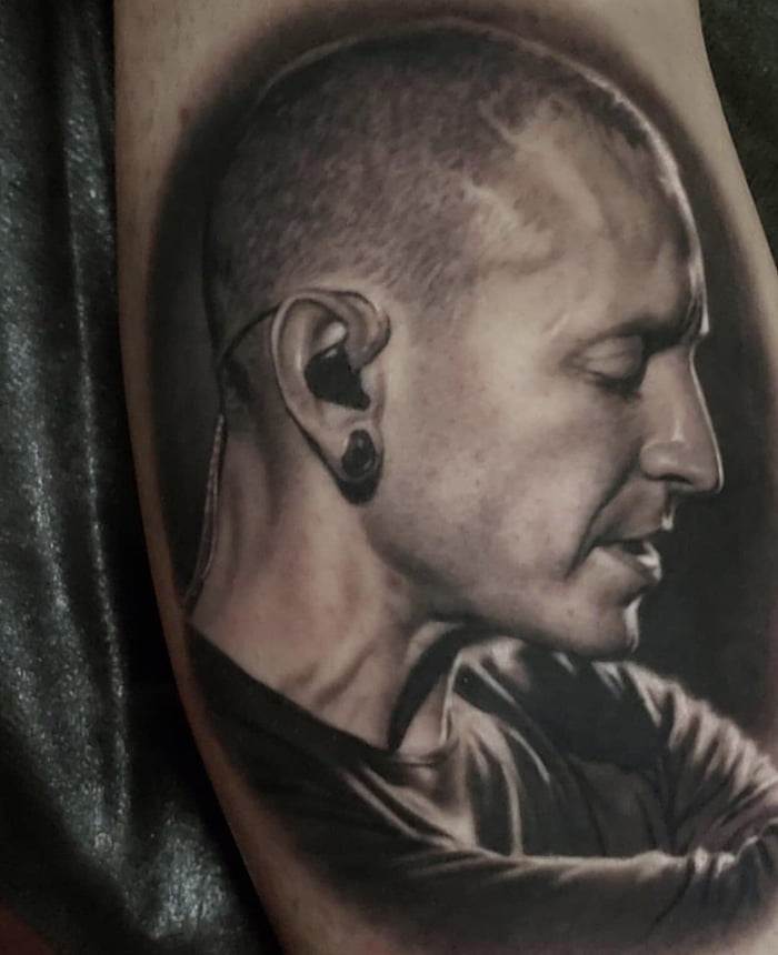 Remembering Chester Bennington: A Realistic Tribute Tattoo