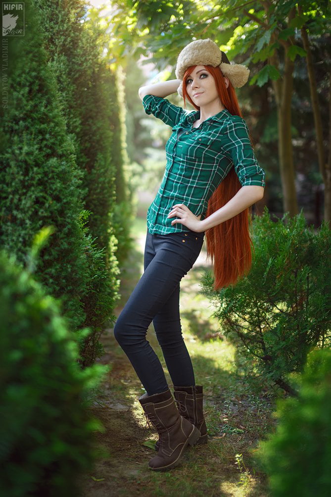 gravity cosplay falls from Wendy