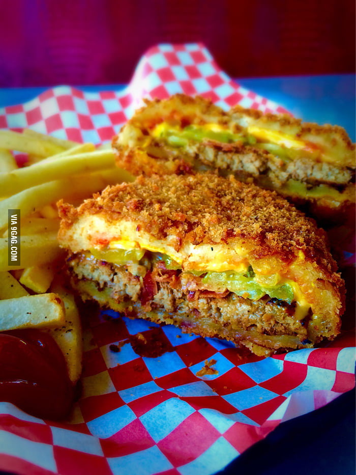 Deep Fried Bacon Cheeseburger. 9GAG