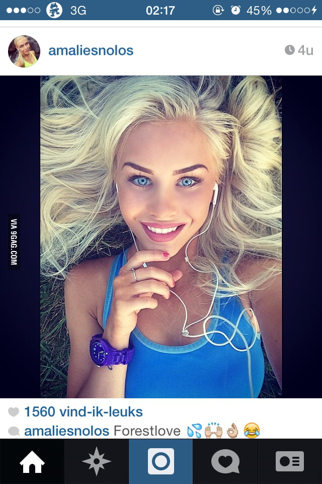 Meet Amalie Snøløs A Norwegian Football Player 9gag