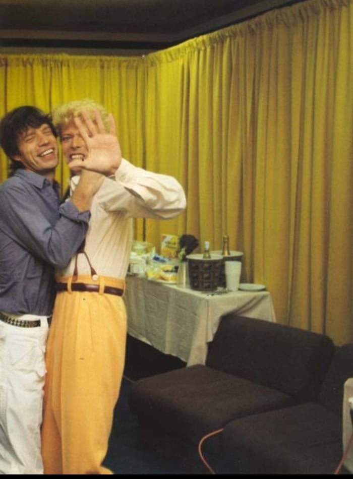 Дэвид боуи и джаггер. Лу рид, мик джаггер и дэвид боуи. David bowie and mick jagger. Мик джаггер боуи джаггер и дэвид. Миг джаггер и дэвид боуи.