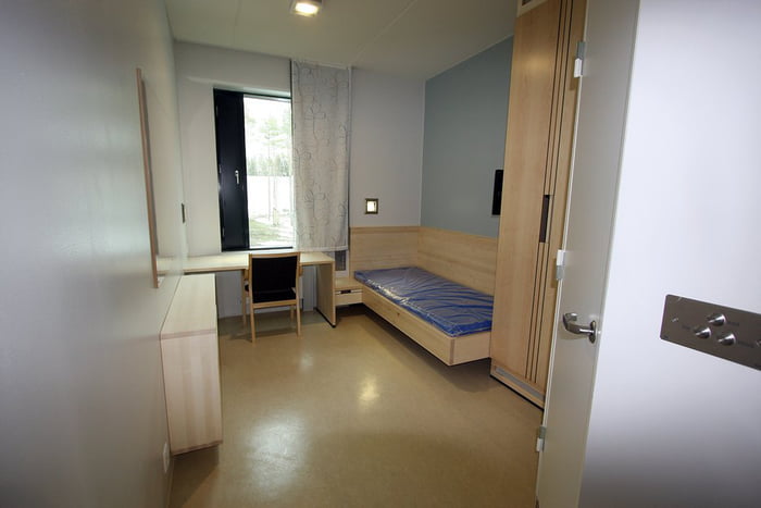 If Prison Cells Are Interesting This Is A Norwegian Prison Cell Picture From Halden Prison Which Opened 10 And The Furniture Where Manufactured At A Another Prison In Norway 9gag