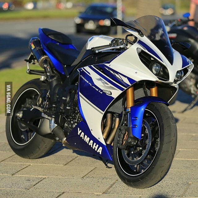 Beautiful Yamaha R1 - 9GAG