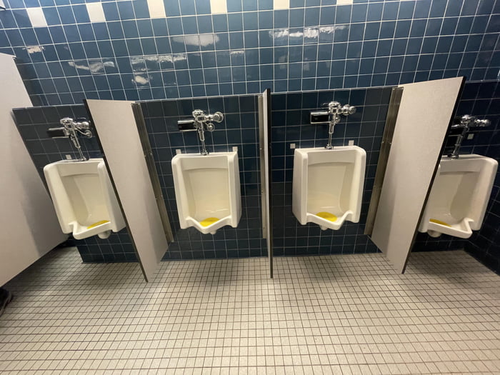 how to pee in a urinal without splashback        <h3 class=