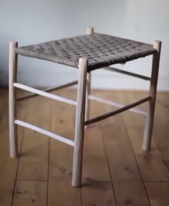 Simple furniture made without nails. Satisfying sound 9GAG