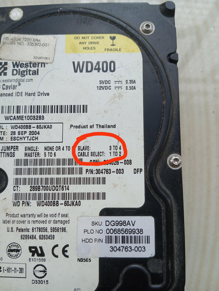 What does slave mean in this old harddrive 9GAG