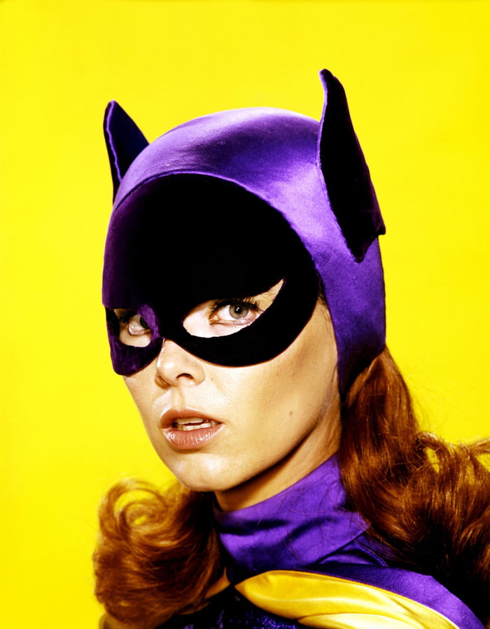 Yvonne Craig As Batgirl, 1960s - 9gag