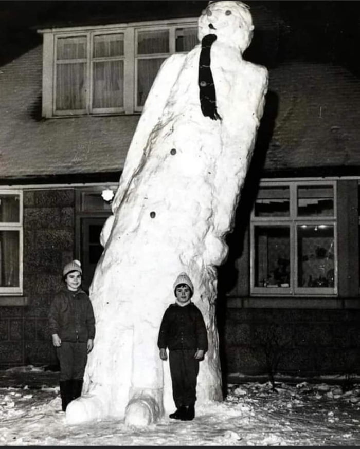 This 17 foot snowman built by Scottish kids in '63 - 9GAG