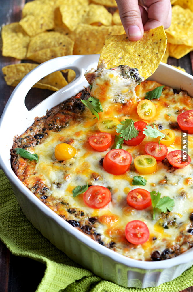 Cheesy Fiesta Black Bean Spinach Dip. - 9GAG