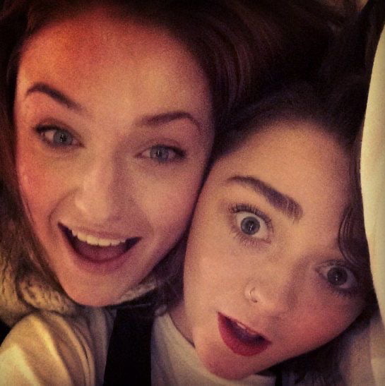 Sophie Turner & Maisie Williams - 9GAG